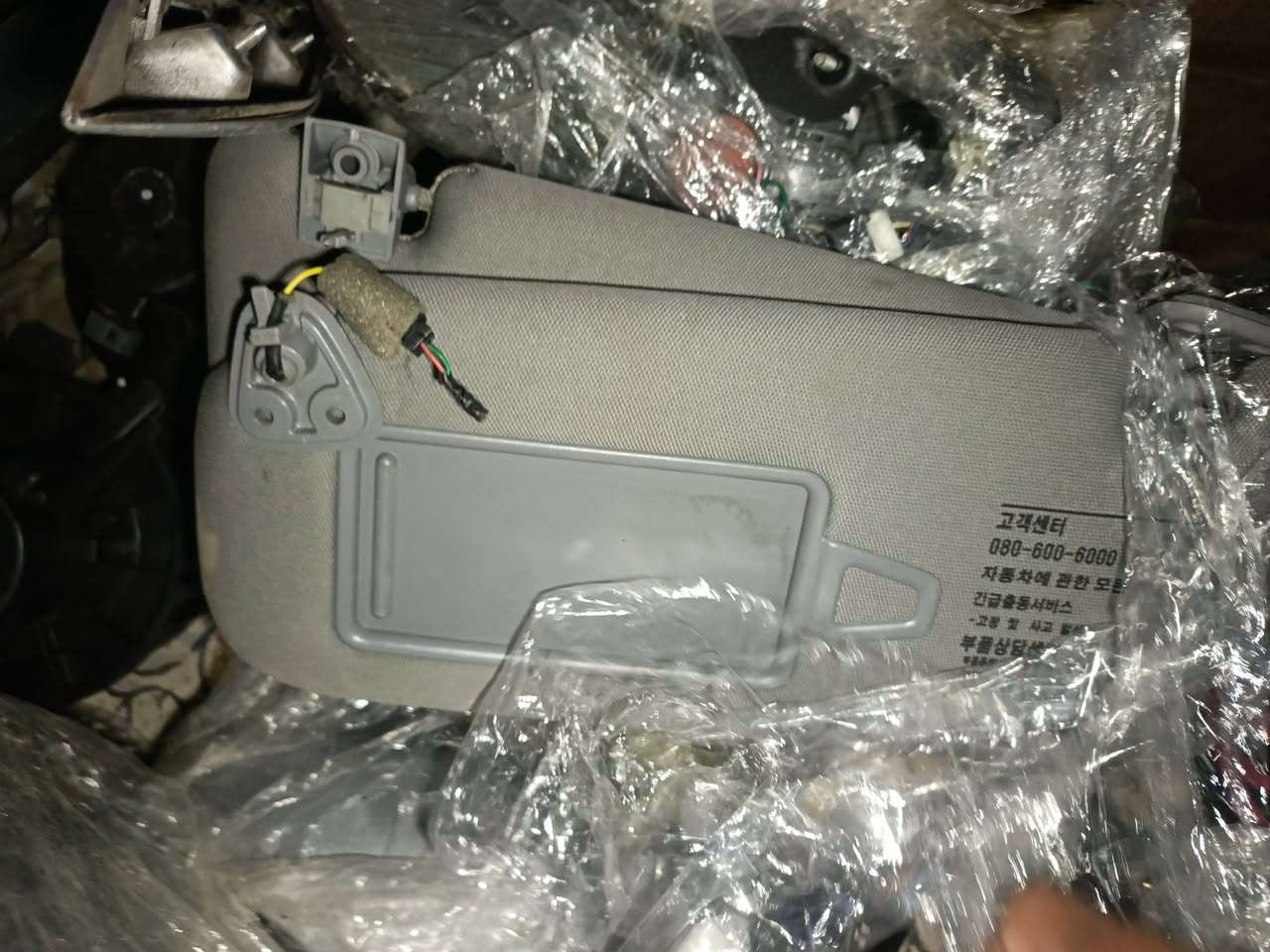 غراض سيراتو تفصيخ حاويه من موديل ٩ الى ١٣ والنترا من ٧الى ١١ يوجد توصيل جميع المحافظات 5000الف الاستفساررًالاتصال عل الرقم *********** الحجز واتساب أو خاص مصطفى موسى
