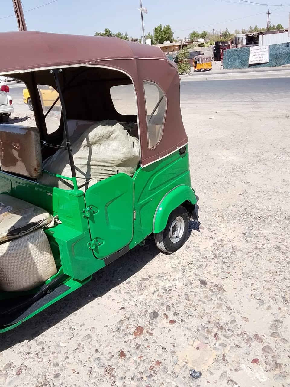 السلام عليكم تكتك 2021رقم بغداد تحويل ثاني يوم نضيفه بيها لغد بارد محرك ممفتوح مبدل زنجيل فقط تكتك نضيفه السعر 8وبيها مجال الشراي تصال عله رقم ***********
