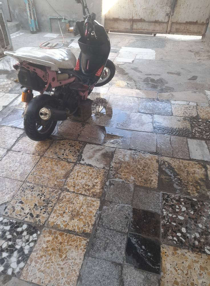 سلام عليكم دراجه ماكس عدله مال لعب نضيفه وشغاله كماله نقص ملف وباتري فقط دراجه مال لعب للبيع السعر 350 وبيه مجال اتصل على الرقم *********** مكاني بغداد مدينه الصدر
