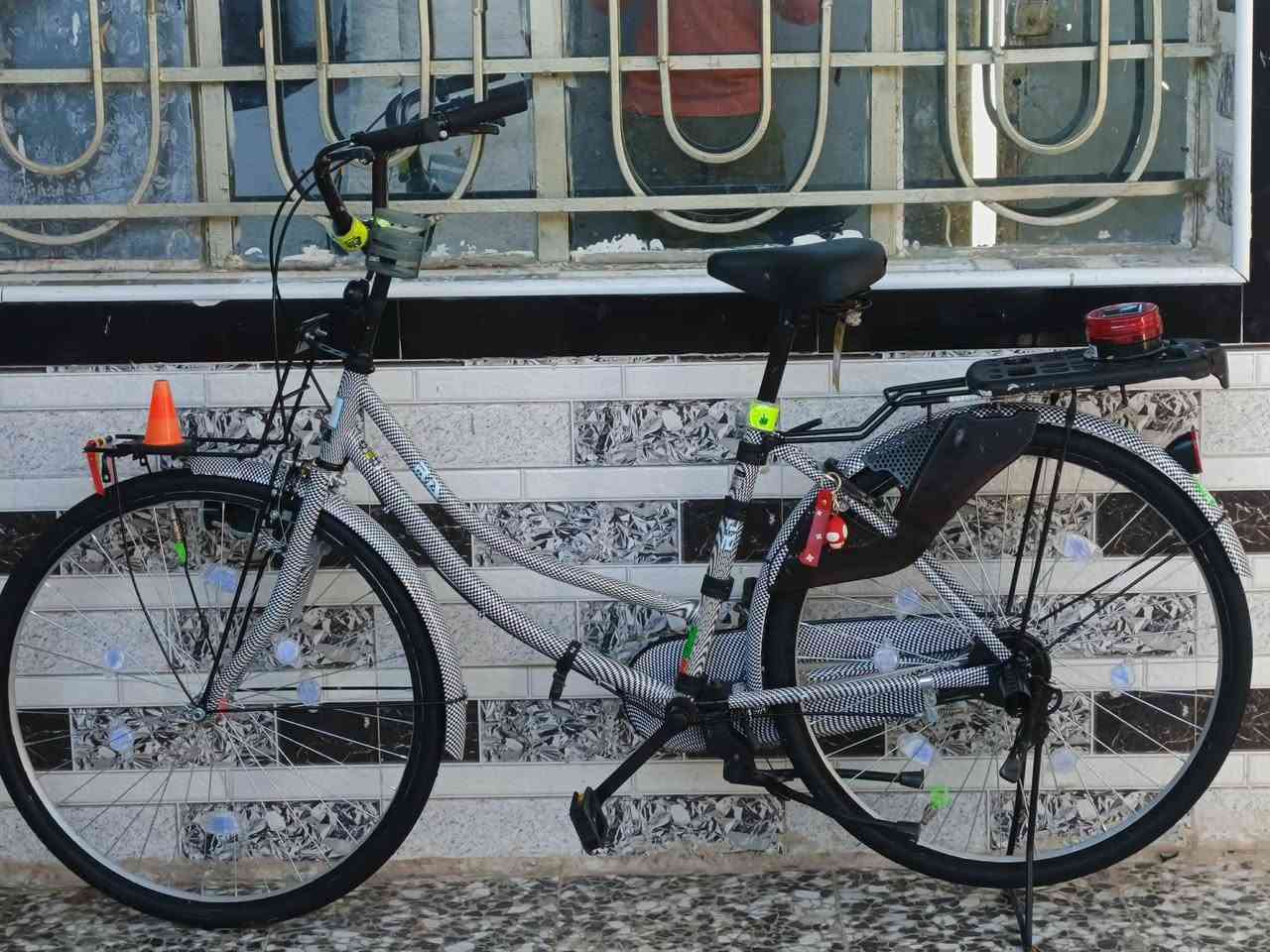 السعر 160  08713940248
السلام عليكم بايسكل للبيع موديل 21 شارع 80 حي البصره


**إذا كنت صاحب هذا الإعلان وتريد حذفه لأي سبب، رجاءا أرسل رسالة إلى الدعم الفني**