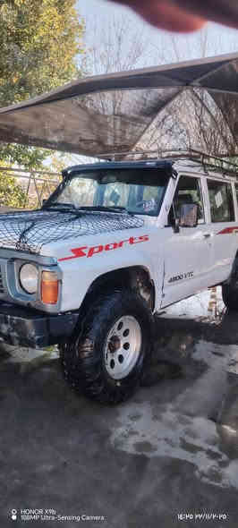 نیسان پتڕۆڵ مۆدیل ۹۷ ئاڕم ئاساییش سەوز، گێڕومەکینەو دەبڵ ئەکسلی بەشەرت،غازوبەنزینە،پێشی بەرزکراوە.توندوتۆڵی بەشەرت و بێ عەیب.
سعر:30 گەڵاو معامەلە.

ناونیشان:چوارقوڕنە
ژم.*********** رانية
