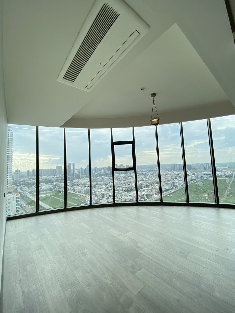 كاڤالى تاوەر
🌇 – للايـجار – بۆ کرێ 

♦️– ثلاث غرف نوم و صاله و مطبخ مفتوح / 1+3

♦️ – لمزيد من معلومات اتواصل ويانه :

♦️– يوجد اكثر من عروض في مربع الذهبي :

0750 099 89 89📞

كاوه –  عقارات مۆنیتەر Monitor Real Estate
