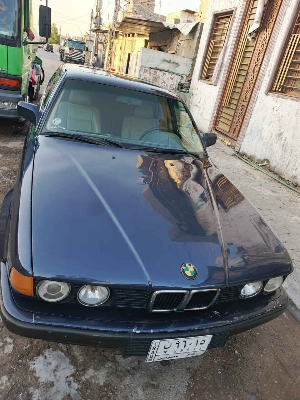 السلام عليكم بي ام 735
كير مكينه 
تبريد حداديه طخم تاير 
فتحه سلايت 
برده 
4 ابواي جام كهربائي 
سياره كفاله عامه 
دوشمه جديده سياره ما متعوبه 
سياره مال جناي 
سياره خير من الله 
العلم السياره كله ع الابلاد 
السعر  وتفاصيل
اتصل وتدلل
*********** ابو مقتدى
