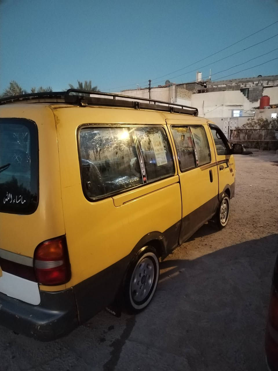 سلام عليكم سيارة للبيع بريجو موديل ٩٦ رقم انكليزي تحويل ثاني يوم مكينة وگير حدادية مكفولات كهربايات كله شغالة العنوان بصرة ابي الخصيب رقم *********** السعر ٦٠  وبيه مجال
