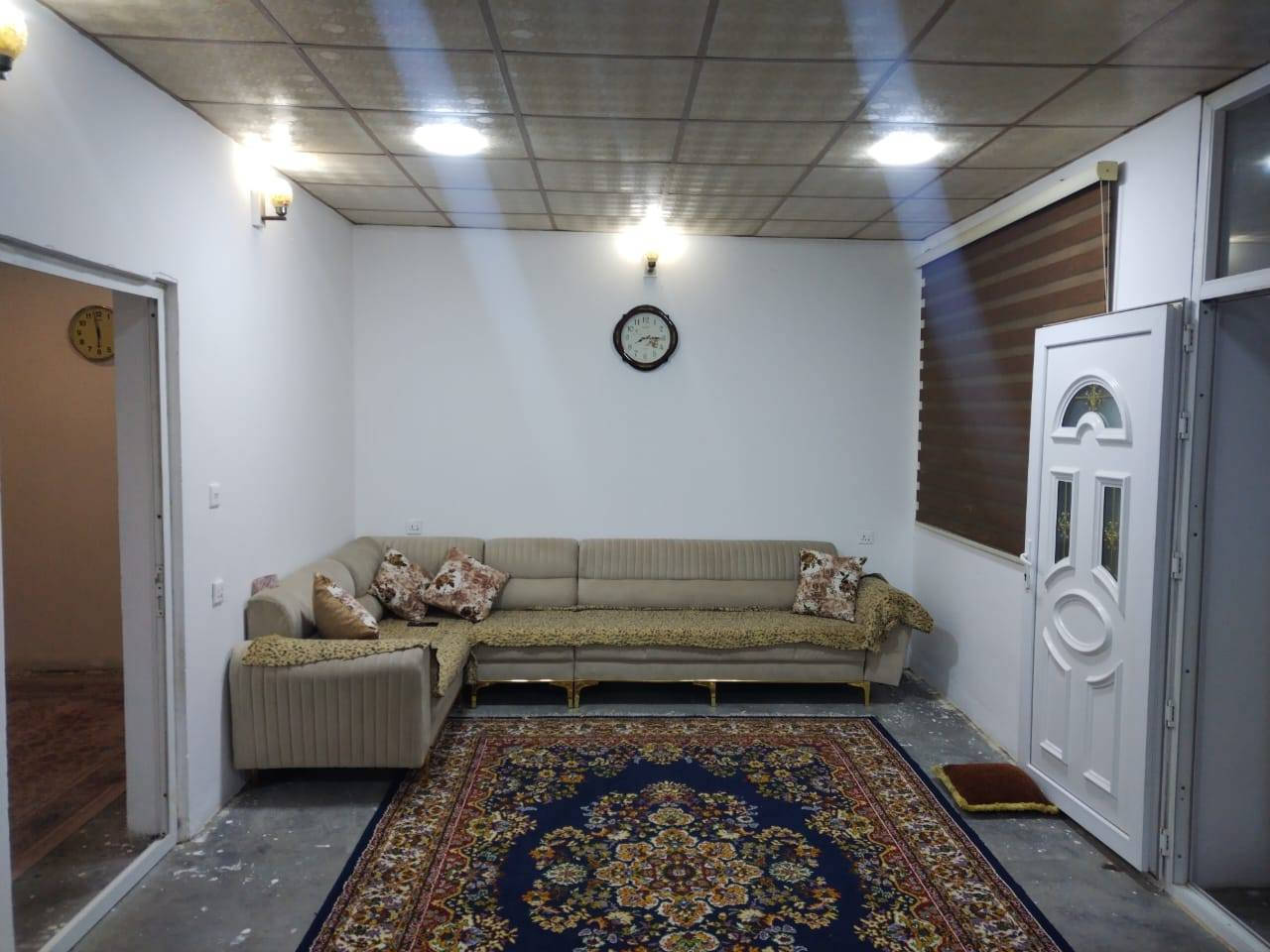 بيت للبيع مساحه 100 مع غراض
قنفات+ كونتر MDF+ سنك وملحقات+ كنتور ٦ ابواب ملحق+گيزر+غساله+ مبرده كونفيرة+مبرده خارجيه سپهر الكتريك+تانكي ماء ٢٠٠٠ لتر+ خط بئر ماء + انارات منزل كامل+ خط مولد وكهرباء وطني ٢٤ ساعه بدون إطفاء ابواب المنيوم+ابواب كليدور والخارجي حديد+ طباخ مع ملحقاته وغراض نواعم منزلي كامل بدون اى نقص مكان سليمانيه بدايه فلكه تانجرو منطقه صدوبيست ١٢٠ السعر ١٦٥ ورقه مكان سياحي من ظمن بلديه محافظه سليمانيه يعني تابع سنور سليمانيه وطني بلاش ماء بلاش بدون فلوس يتسجل باسم اي شخص عربي كردي
***********☎️📱
