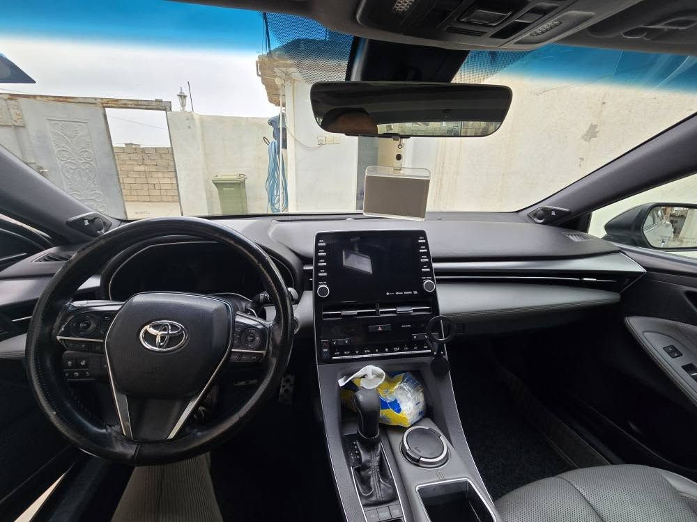 تويوتا افلون 
2019
تورنك 
محرك 6
بنزين 
تدفئة كشنات امامية 
تدفئة كشنات خلفية 
تبريد كشنات امامية 
تدفئة استيرن 
سلايت طكتين 
شاشات خلفية 
كامرات ٣٦٠ درجة 
بصمة 
شحن لاسلكي 
رقم بغداد بأسمي 
السيارة جاهزة من كلشي 
الضرر جاملقين وبونيد 
ومصلحة بأمريكا 
صور الضرر مرفق مع المنشور 
صدر تايرات جديد 
محرك كير شرط 
مغلفة bdf
السعر علخاص 
يرهم مقدمة زينة والباقي حسب الاتفاق
ويرهم نقد 
ويرهم مراوس بأقل 
مكان السيارة ناحية الزاب 
للاستفسار 
***********
*********** كركوك, العراق
