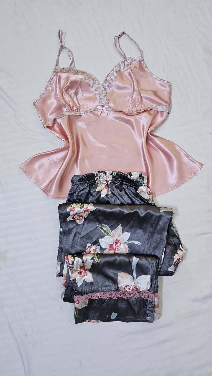 مساء الخير بنات ممكن متابعت الحساب اوفر ملابس نوم تركات ستن


**إذا كنت صاحب هذا الإعلان وتريد حذفه لأي سبب، رجاءا أرسل رسالة إلى الدعم الفني**