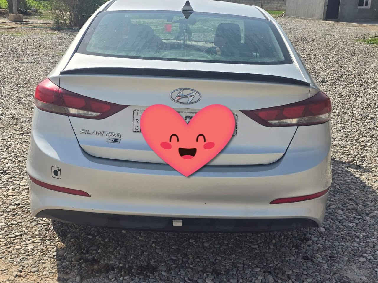 السلام عليكم 
سياره النترا موديل 2017
لون سلفر ضرر خفيف اكو سونار 
تدفئه 
تبريد 
گير 
محرك كلهن شرط
سياره مال جناي 
رقم بغداد السعر 118وبي. مجال 
اتصل وتدلل ***********
