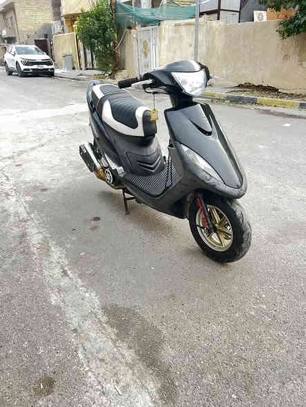 🙋‍♂️سلام عليكم ماكس عدله للبيع الدراجه متروسه غراض الدراجه رمبه كفاله عامه من كلشي الدراجه كله  شغاله بيه ويل بيه قبق فلاوين بيه صالنصه بيه كشن بيه قاعده مال رقم وبيه فج وصينه وبيه ملاقط وبعد بيه نواعم الدراجه نكره بكل وكت كهرباءياته كله شغاله الدراجه مكفوله من كلشي اسف عله الطاله المو شراي ليراسلني وهاذه رقمي ***********💁‍♂️
