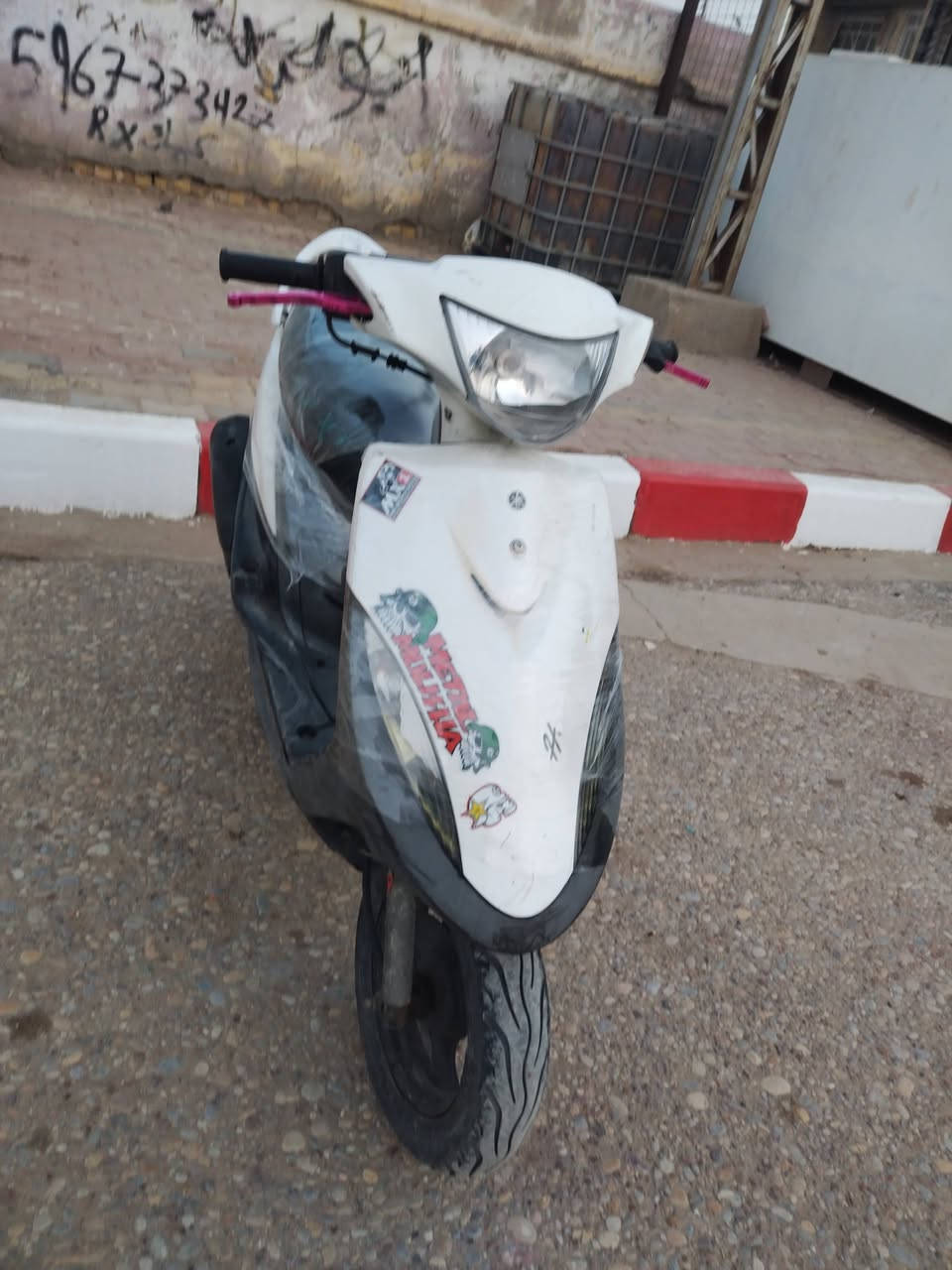 السلام عليكم ماكس عدله مكفوله من مكينه كفرات دراجه كلش جديده وكيلها معرض المصطفى صالهه شهر من طالعه من الوكيل ***********
