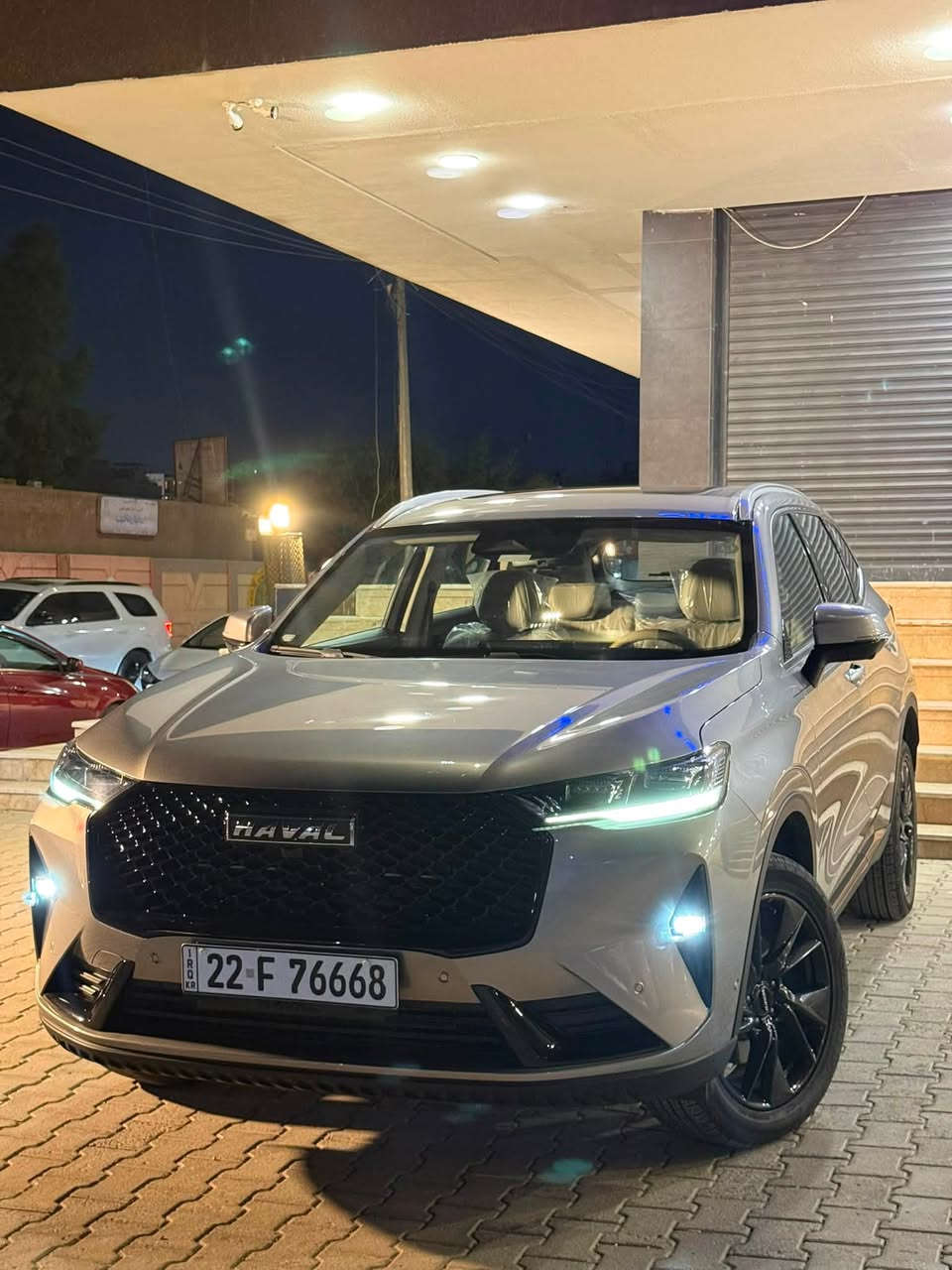 السلام عليكم 👋
للبيع هافال H6 Black Edition موديل 2022

✅ محرك 2.0 تيربو قوي واقتصادي
✅ جير أوتوماتيك 7 سرعات DCT
✅ فتحة بانوراما
✅ شاشة كبيرة مع نظام أبل كاربلاي وأندرويد أوتو
✅ كاميرات 360°
✅ رادارات أمامية وخلفية + حساسات اصطفاف
✅ مثبت سرعة ذكي (راداري)
✅ تحذير النقطة العمياء
✅ الحفاظ على المسار + قراءة اللوحات
✅ هيد أب دسبلي (HUD)
✅ باب خلفي كهربائي
✅ مقاعد جلد كهربائية مع تبريد وتدفئة
✅ تشغيل بصمة + دخول ذكي
✅ إضاءة LED كاملة
✅ مكيف أوتوماتيك ثنائي التحكم
✅عداد المسافة 52 كليو

🔴رقم اربيل سيارة مميز تحويل ثاني يوم

🚗 بدون صبغ كفاله سيارة عده رصعتين بل صندوك صغار كلش ما مبينات مكفولة كفالة عامة سيارة

🛣️مكاني بغداد الجديدة

☎️***********
