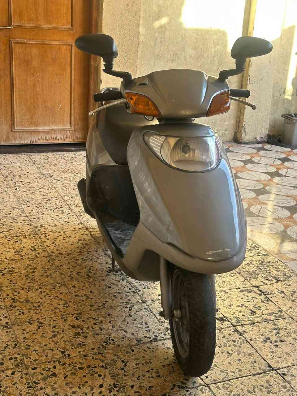 سلام عليكم دراجه سبيسي للبيع مكفوله دراجه جديده كلش كلشي بيه شغال بيه فج برمبو بلادي جاي بيه سعر 750 وبيه مجال ***********
