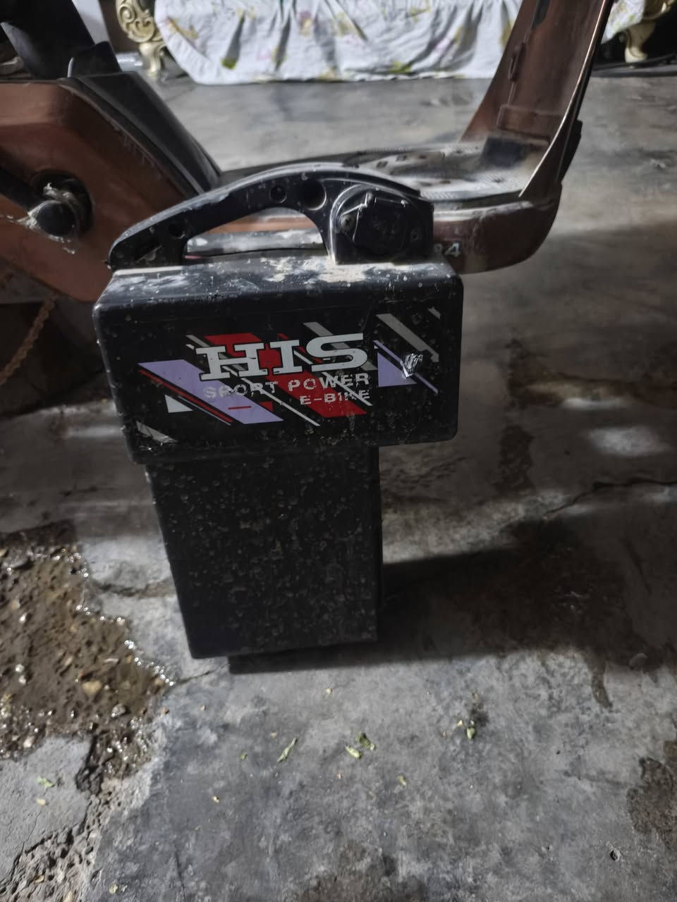 باسكل شحن موديل 2024باسكل نضيف بنسبه 80بالميه الباسكل ناقصه بس بطاريه وحده السعر ب120وبيه مجال الاستفسار أكثر مراسله الصفات أو اتصال على الرقم الرقم بي واتساب  ‏‪***********‬‏
