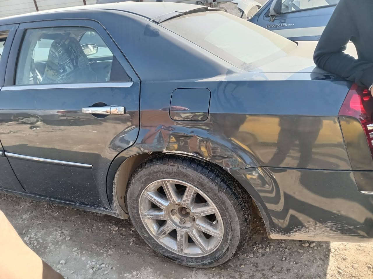 من رخصة صاحب الكروب المحترم عندي أوباما ٢٠٠٨ رقم بصره بأسمي جاهزه على ٢٤ حبايه مكاني لسعره ١١٠  رقم الهاتف ***********
