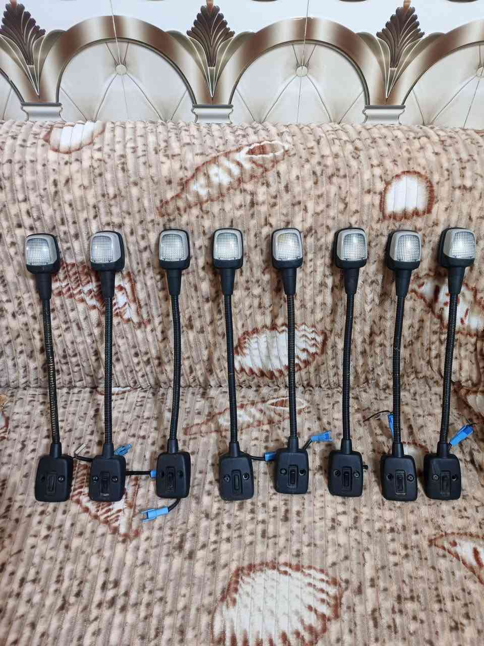 السلام عليكم للبيع 
غراض لمانيه مال كصات
 ***********
