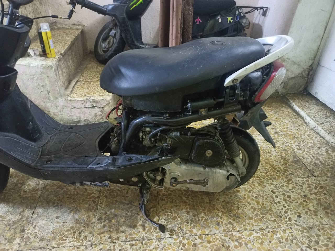 السلام عليكم ماتور ماكس للبيع قشمه السرعه 120
الماطور على وضايته لا حد يتفسلف ويقول وين الدرع ماطور مروحه ومش جايين تحريكم معدل خير من الله السعر 150 وبمجال للطيبين الشراي طب خاص او يتواصل على الرقم الكورك بوساب***********/***********
