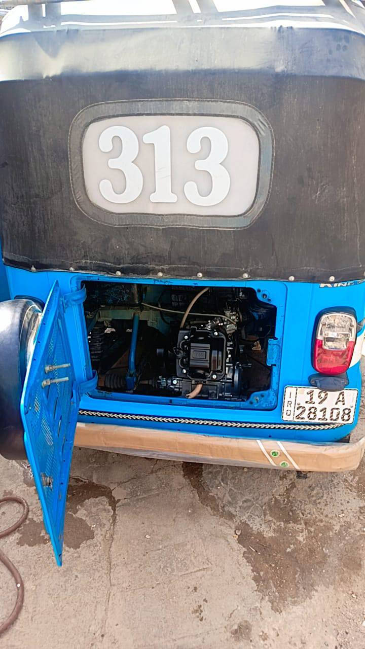 سلام عليكم تكتك تي في اس مديل 2021 مكينه 2024 كفاله دشبول نفخ  رقم وسنويه بسمي سعر 6ونص وبيه مجال مكان البصره حي الزيتون ***********
