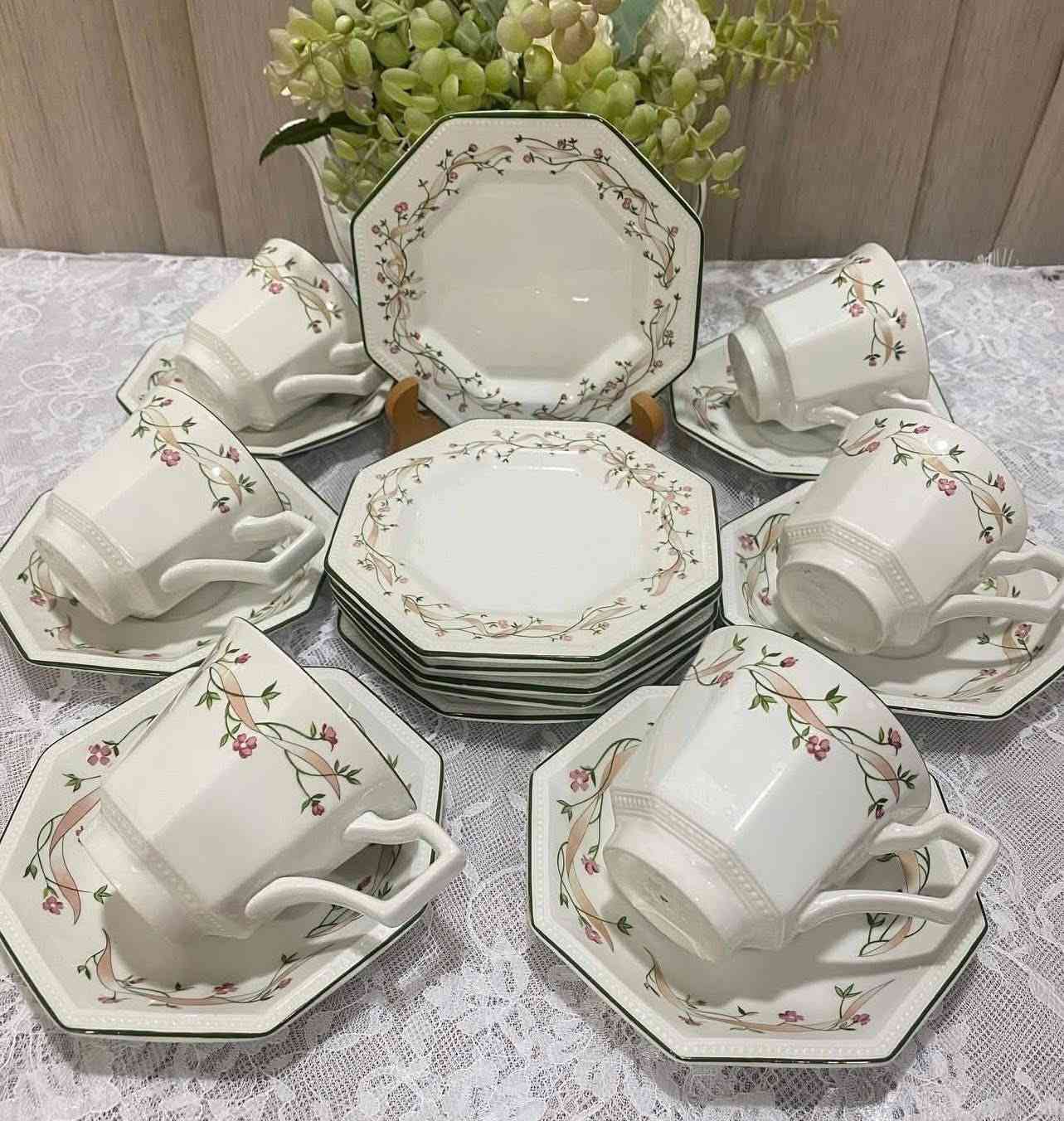 سيت اكواب شاي وصحون كيك أنكليزي متوفر توصيل الاستفسار خاص


**إذا كنت صاحب هذا الإعلان وتريد حذفه لأي سبب، رجاءا أرسل رسالة إلى الدعم الفني**