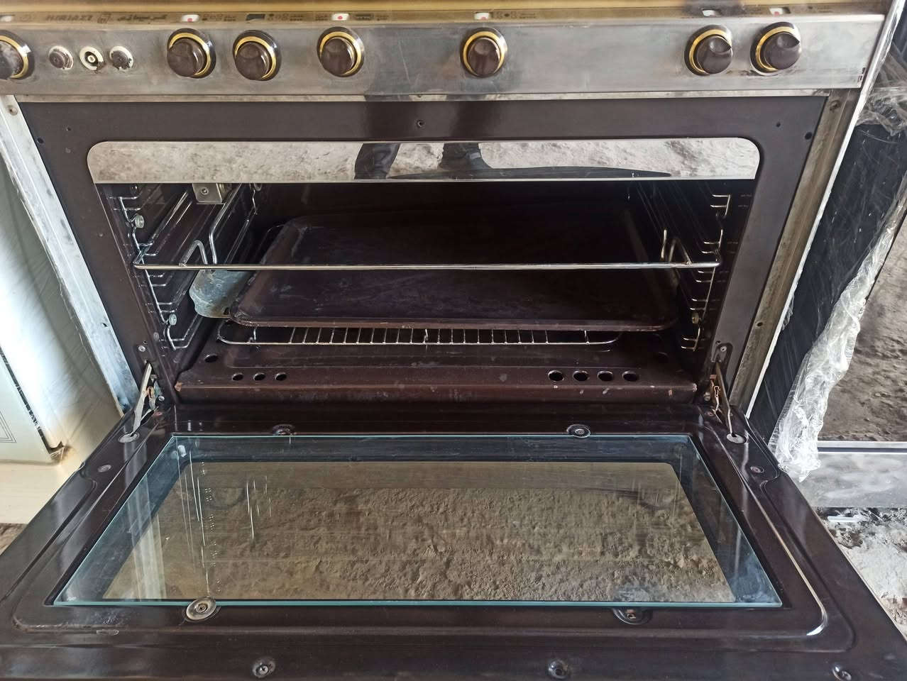 طباخ كريازي مصري درجه اولى خمس عيون + شوايه وفرن على فحص وضمان
السعر 225الف 
العنوان الحمزة الغربي الحي العسكري مجاور شارع الامام علي 
الاتصال ***********
