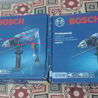 عدد للبيع دريل بوش الاصلي ما مفتوح من اكارتون جديد غير مسعمل قطعتين سع...