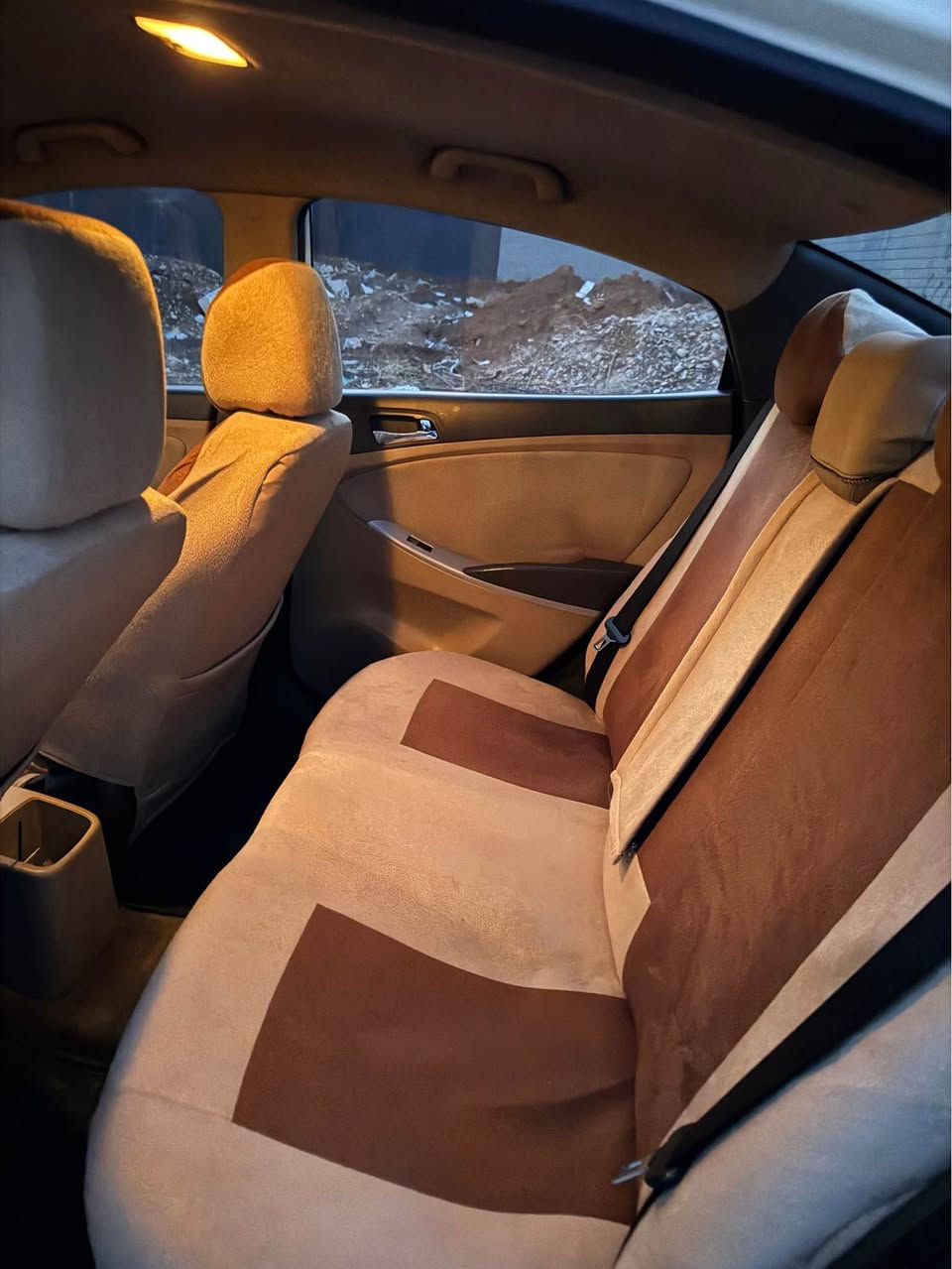 ئەکسێنت 2011  یەک پارچە بەس بۆنیت سبوغە نوقتەکیش ناوی نەگرتیە هیچ ئێرباگەکی نەتەقیە تەنها یەک پارچە بەبێ هیچ شتەک یەک دوو جێشی چەند پەنجەک کارتە ئەیبی ئێسە سوکان ڤولیۆمە ویل سپۆرتە ….  *********** أربيل, العراق
