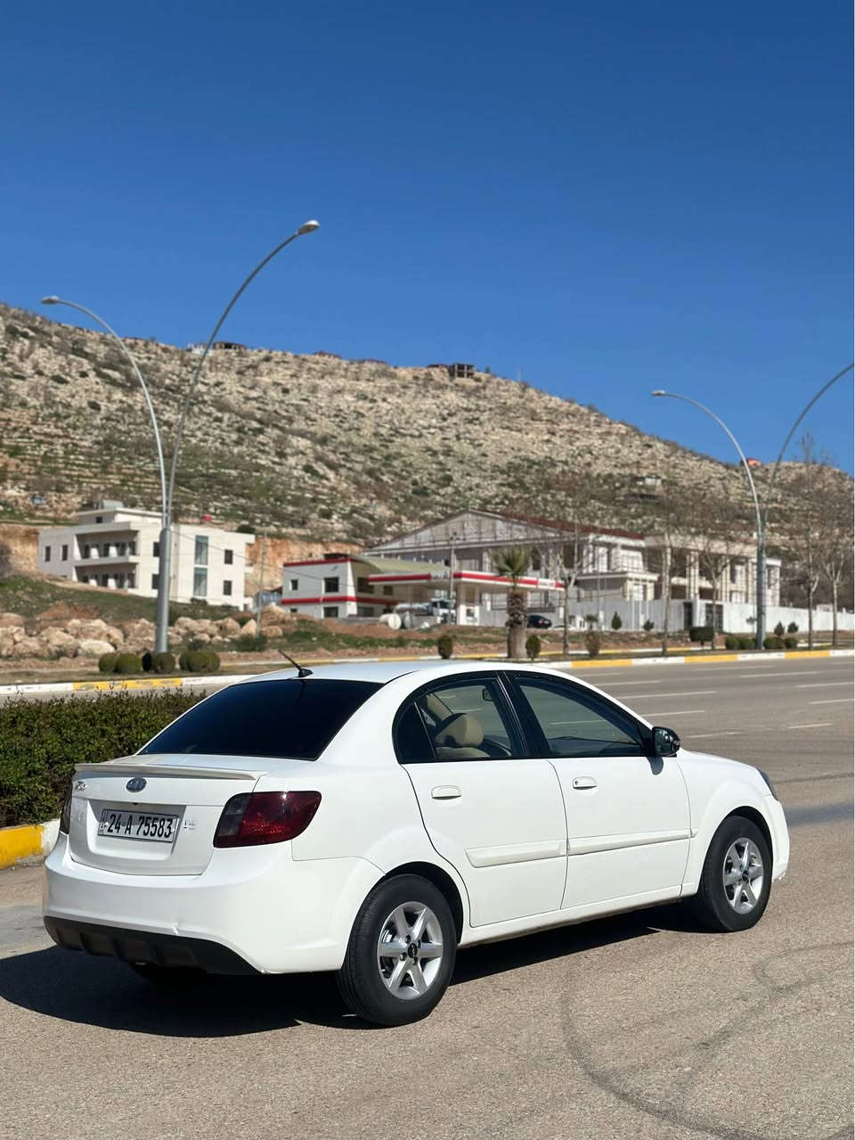 KIA RIO 2011 خليجى 🇸🇦
محرك دوش
ره قه م سنوى هزه جديد ٢٠٣٠
(٢٢٢) km يابريفه جوى
گير محرك تبريد بشه رت 
٤ تايرات جديد
شاشه كاميره 
داغل زه ر 

١ ده ر گه هـ سبغ بيداغلى بشه رت 
بنى دوسئ ژى سبغه بى داغل بشه رت
دعامى بو دعامى بشه رت 

سعر (٨٦)$ مجال
سياره يال دهوكى

***********  كورك و واتس اب 
*********** كورك واتس اب دهوك, العراق
