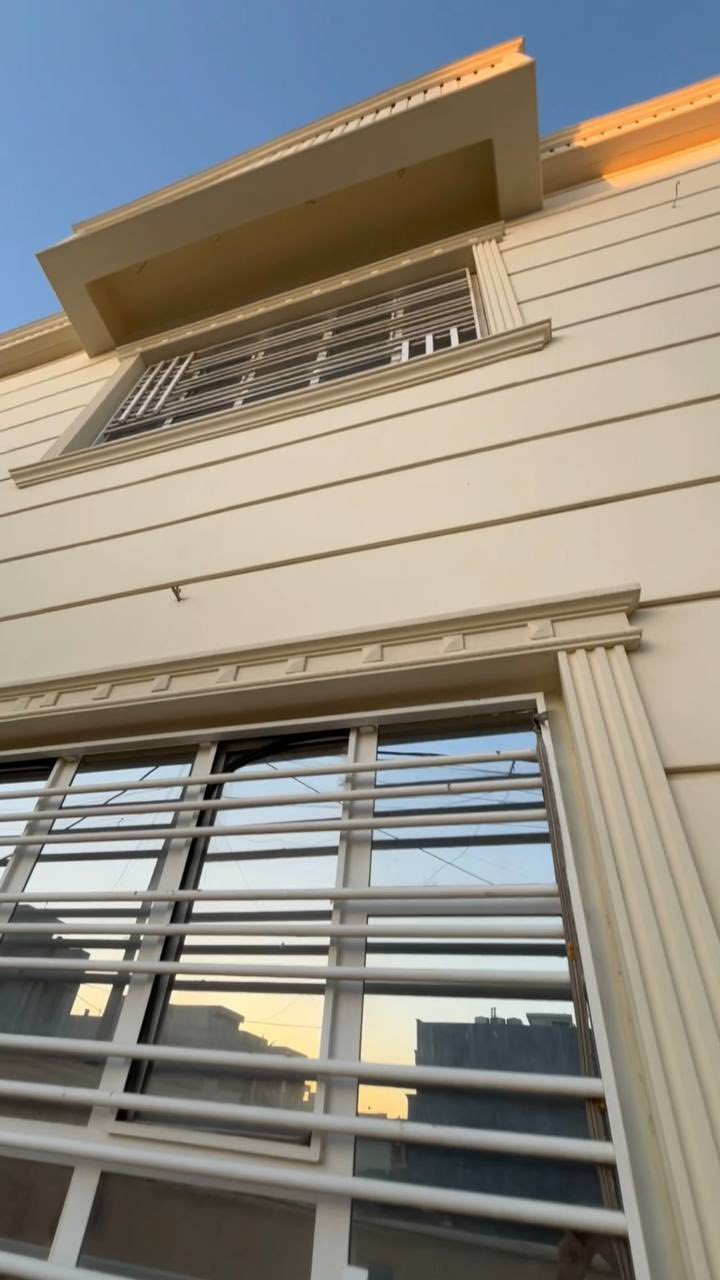 اعلان  22

دار للبيع جمعية النور خلف تيم مارت ( التعليم ) 

360م ( 20م✖️18م ) طابقين استقبال هوليين 6           

💲السعر على تلغرام 
https://t.me/walidhamo
🏢 مكتب النجمة للعقار
📍 الموقع: بعويزة – قرب محطة السادة
📲 ***********
📲 ***********
