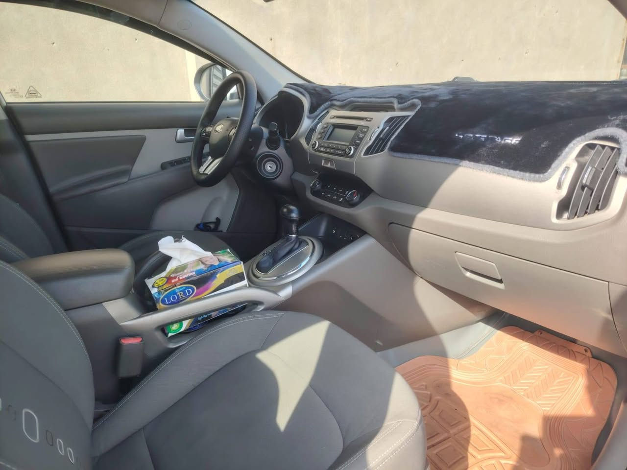 للبيع ...
كيا سبورتج موديل 2015 بغداد
 سيارة مكفولة كفالة عامة
جديدة بمعنى الكلمة
محرك 2000 دوش
ماشية 91 كم قابل للزيادة 
مكاني بغداد
للإستفسار الإتصال 
على الرقم ***********
