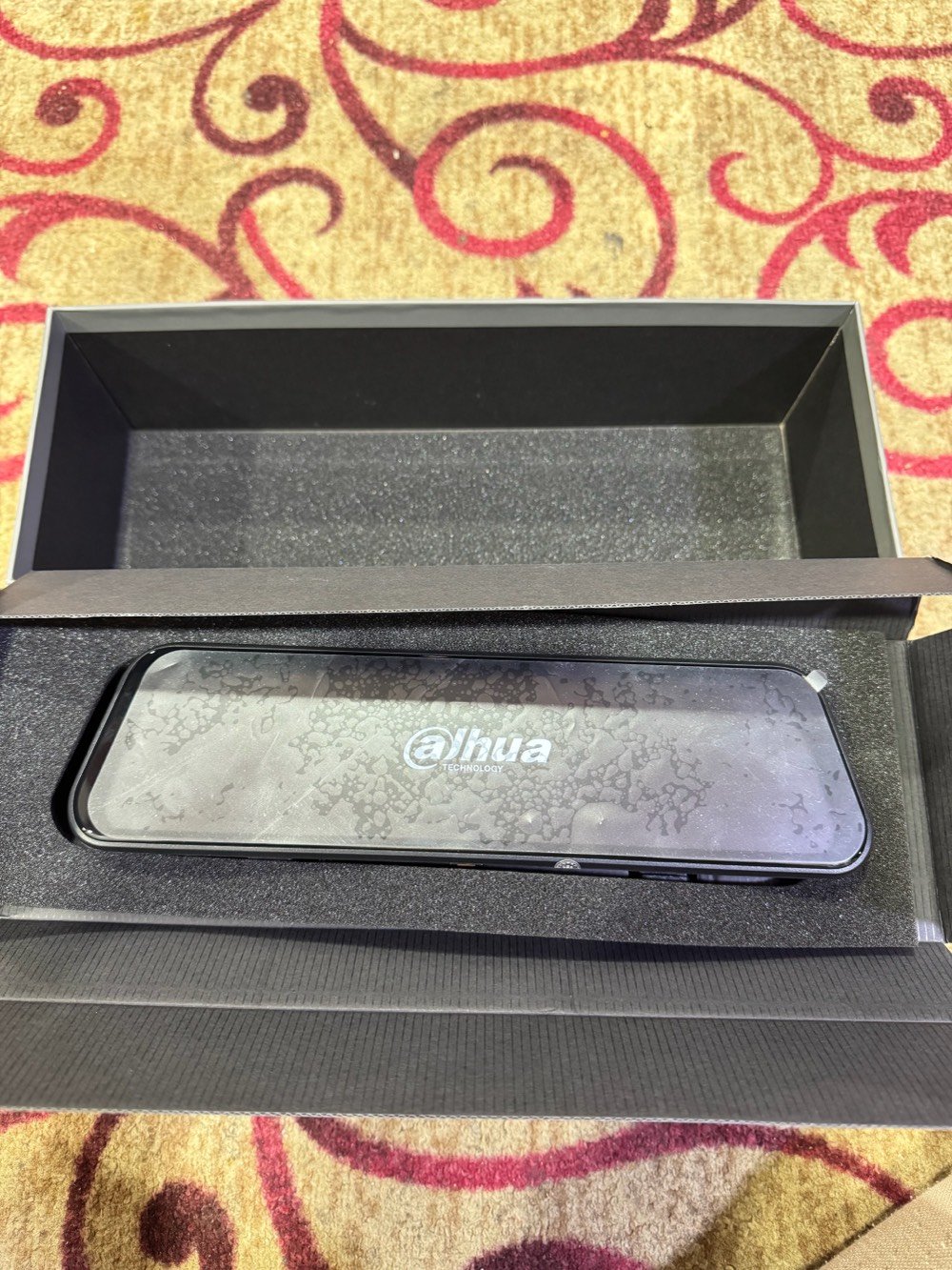 كامرة داش كام لسيارات 
مواصفاتها
تطبيق محمول
موقع Gbs
حفظ الفيديو
كامرة رجوع
كامرة خلفية وامامية
نظام صوت
G سنسر
باركنك سيرفس
تصوير 4k/2k
وبيهة هواي موصفات
ماركة دهور 
كامرة جديدة استعمال قليل 
مايجي وياها رام خزن
تنحط على مراية السيارة 
ولازم واحد اختصاص يشدها 
والسعر 100  الف 
الموقع ابو الخصيب مهيجران
للاستفسار ***********