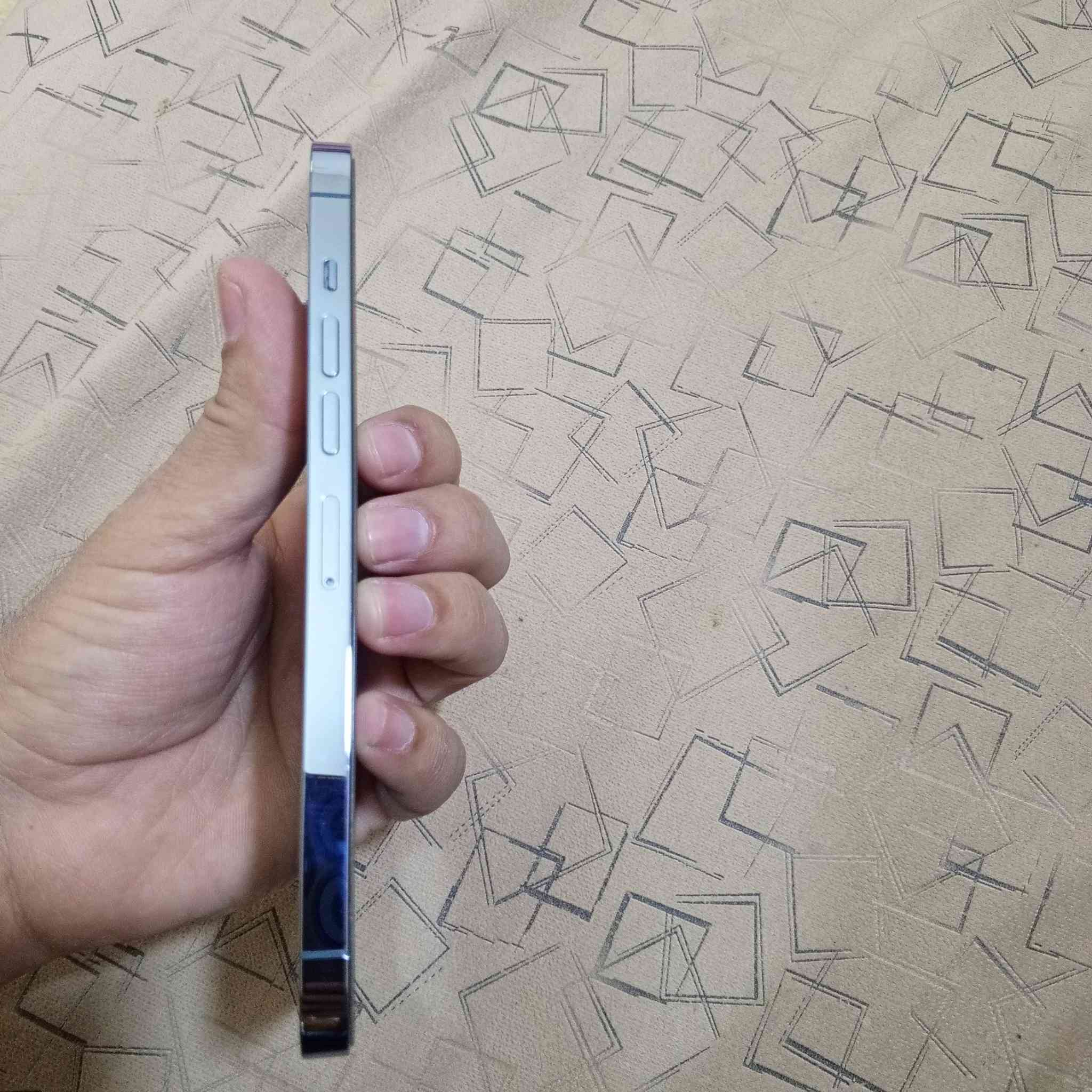 13 برو ماكس امريكي مامفتوح جهاز كلش نظيف ذاكره 256 الون بحري السعر 800 وبي مجال مكان بغداد الشراي خاص او اتصل وات ساب ***********
