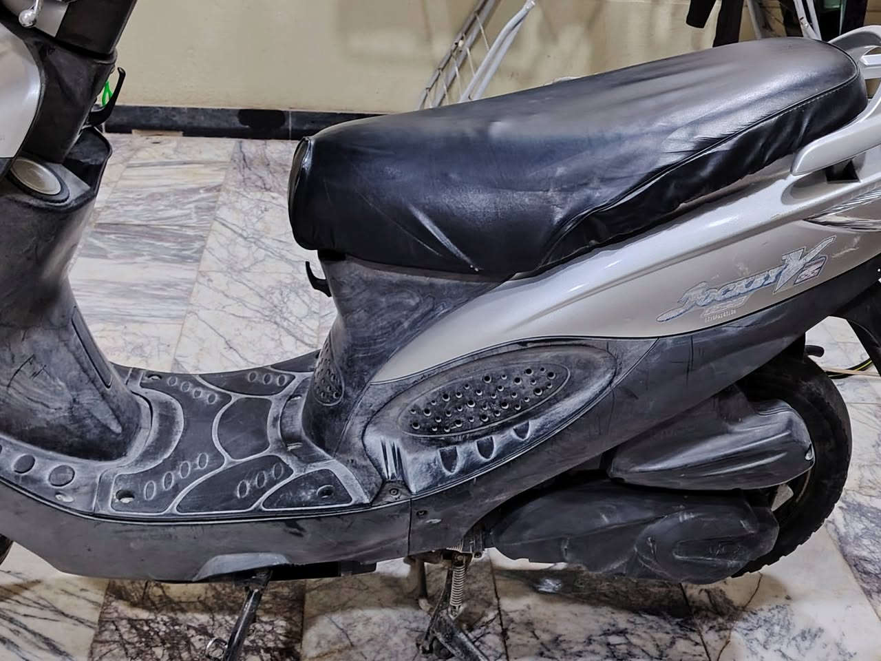 سلام عليكم دراجه كامكو نضيفه للبيع موديل 2011 برغي ما مفتوح كفاله عامه الشراي يراسلني خاص ***********
