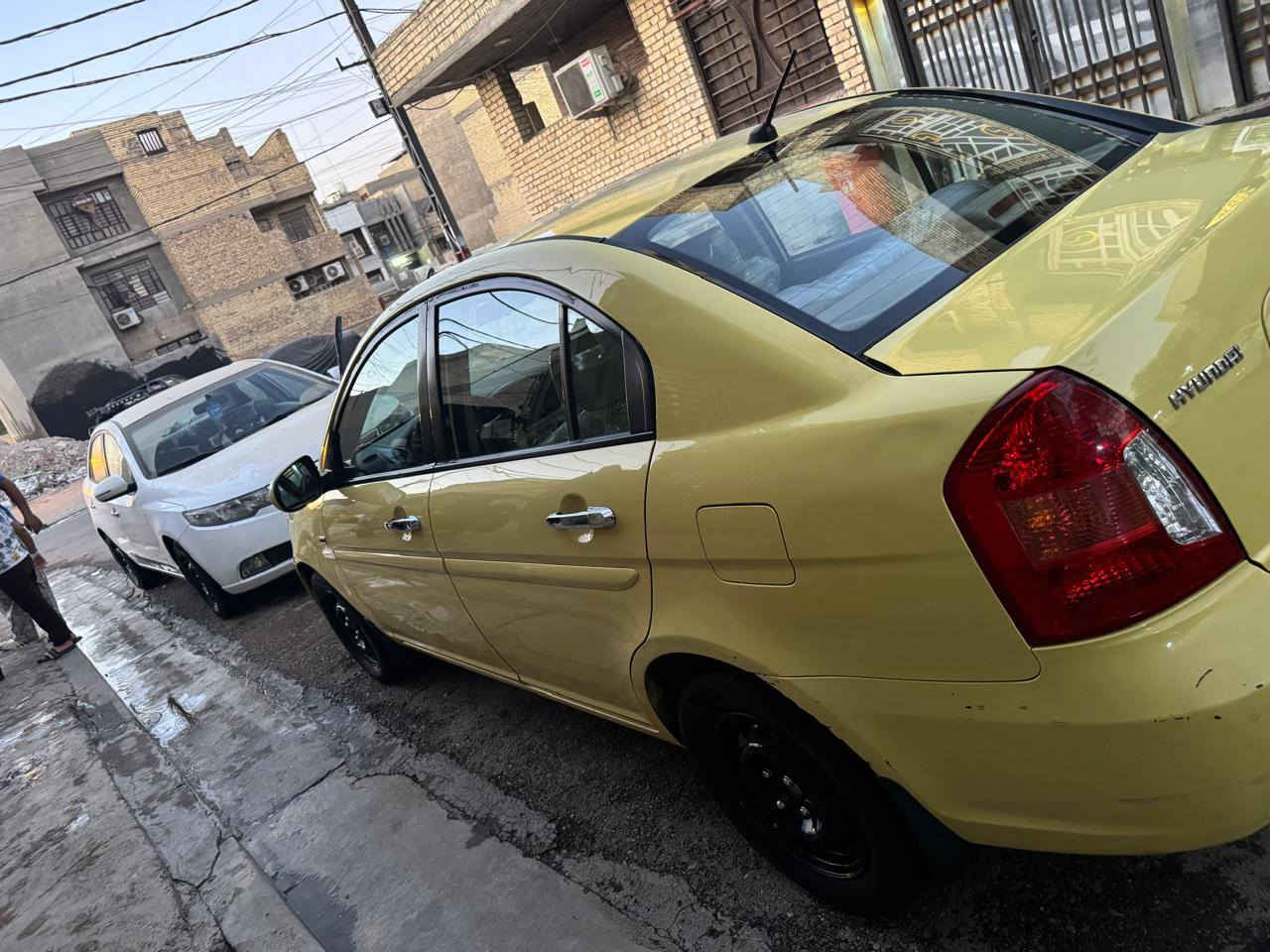 سلام عليكم اكسنت موديل 2011خليجيه رقم بغداد جديد دولي بكان سياره الغزاليه وهاذه *********** سعر ٩٨ وبيهه مجال قليل
