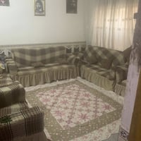 بيت • ١٠٠م • قرب محطة الغاز