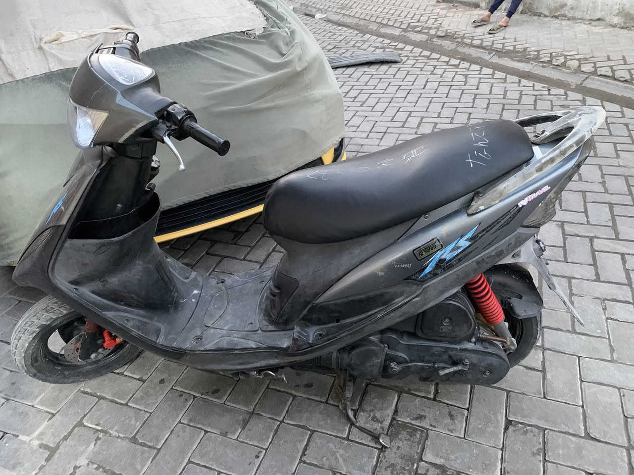 السلام عليكم درجه عدله لبيع مكينه كفاله عامه كابيتر وسلف اصلي كلهن مكينه بلجيس ختمه وحده ويه رقم مكينه السعر 750 وبيهه مجال بغداد مدينه الصدر الرقم ***********
