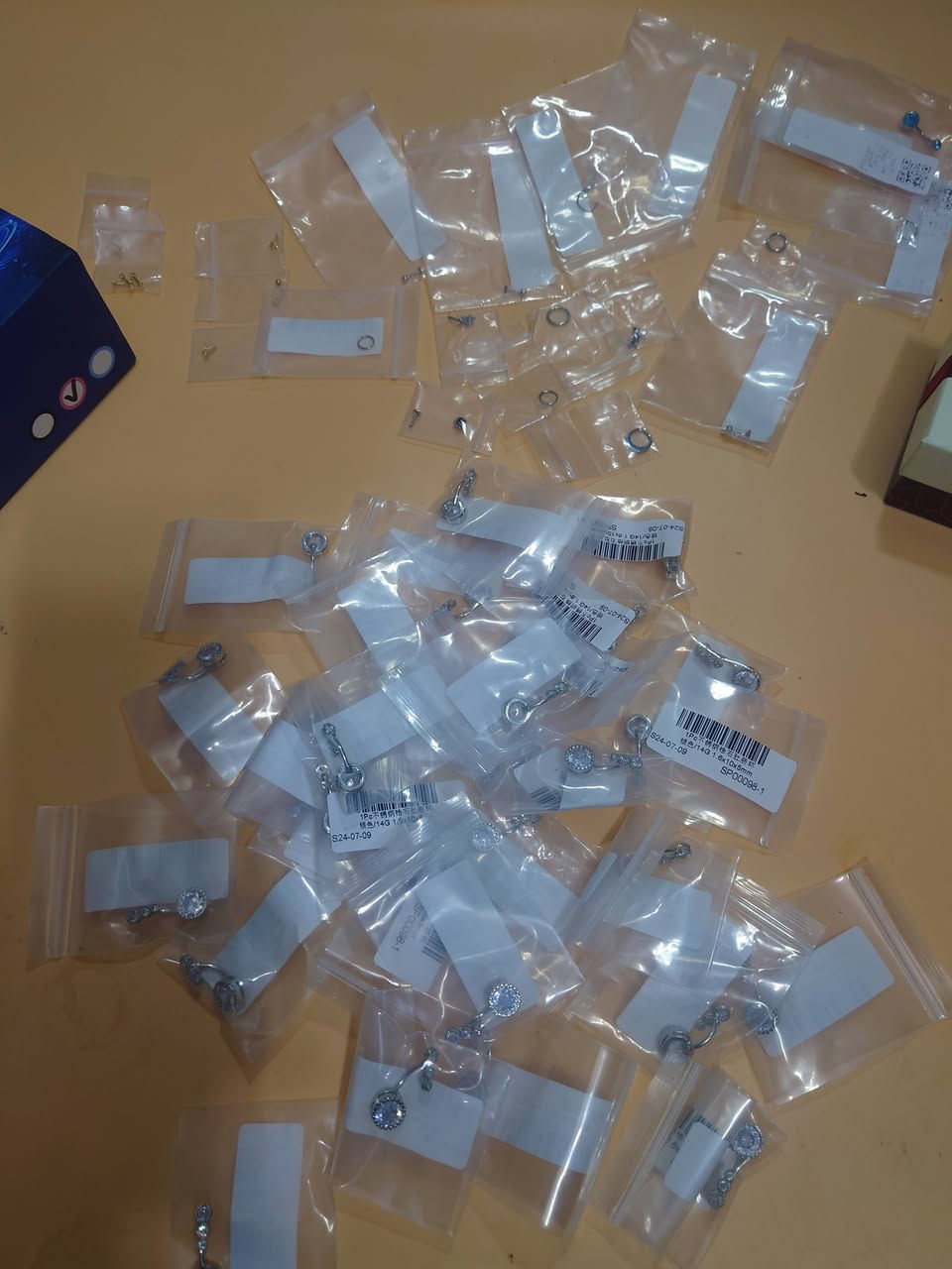 حديد ابيع كلشي موضحلك بل فيديو


**إذا كنت صاحب هذا الإعلان وتريد حذفه لأي سبب، رجاءا أرسل رسالة إلى الدعم الفني**