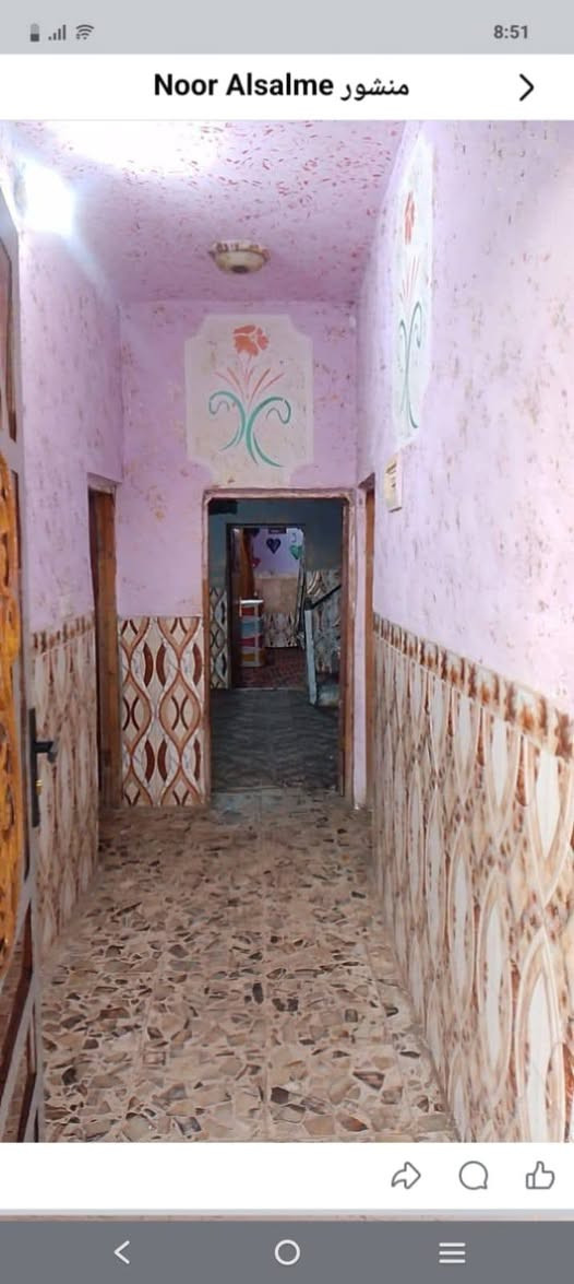 السلام عليكم. بيت للبيع موقعه ابو غرق خلف المعهد الفني مساحته 360متر يرهم نقد واقصاد متوفر جميع الخدمات للاستفسار اتصال عله الرقم ***********
