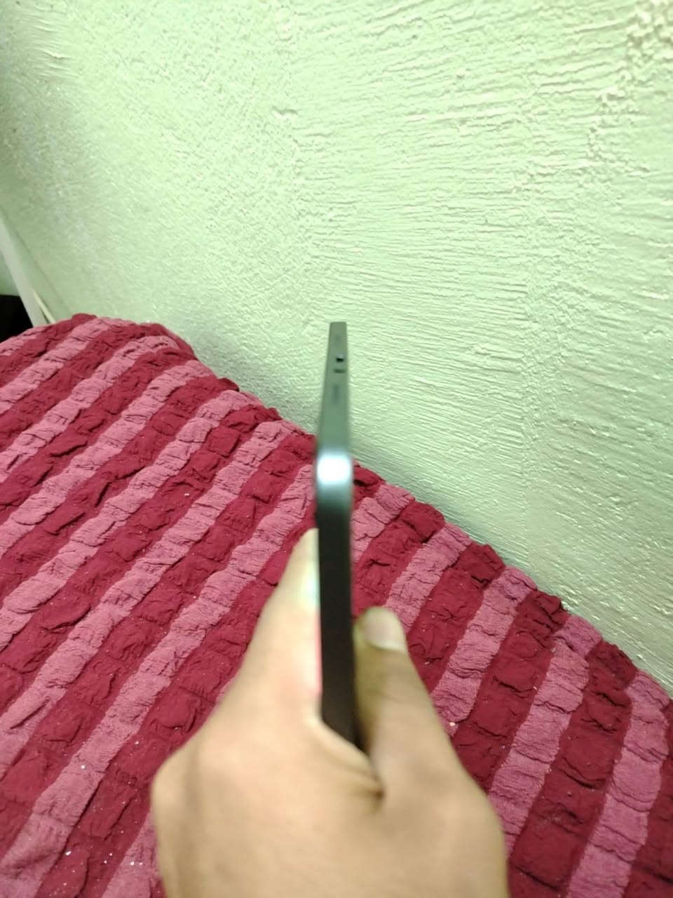 POCO PadM1
ذاكره 256
60فريم 
شاحنه 33W من الصفر الميه خلال ساعه 1
ضمان سنه صيانه و برمجه 
مستخدم 17يوم فقط 
سعر 425
العنون البراضعيه كليه الطب 
الرقم تواصل *********** او ***********
