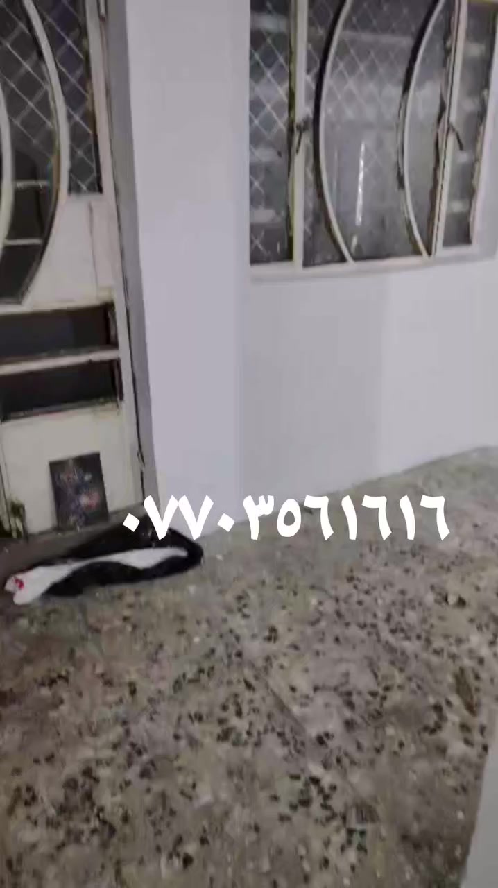 مشتمل للايجار مساحه ٥٠ متر طابق واحد ارضي معزول تمام غرفه + مطبخ + حمام مشترك + منور البيت مريم جديد مطلوب عائله صغيره السعر المطلوب ٣٠٠ قفل المراجعه مكتب البراق شارع الظغط قرب دكتور محمد الفياض *********** او ***********
