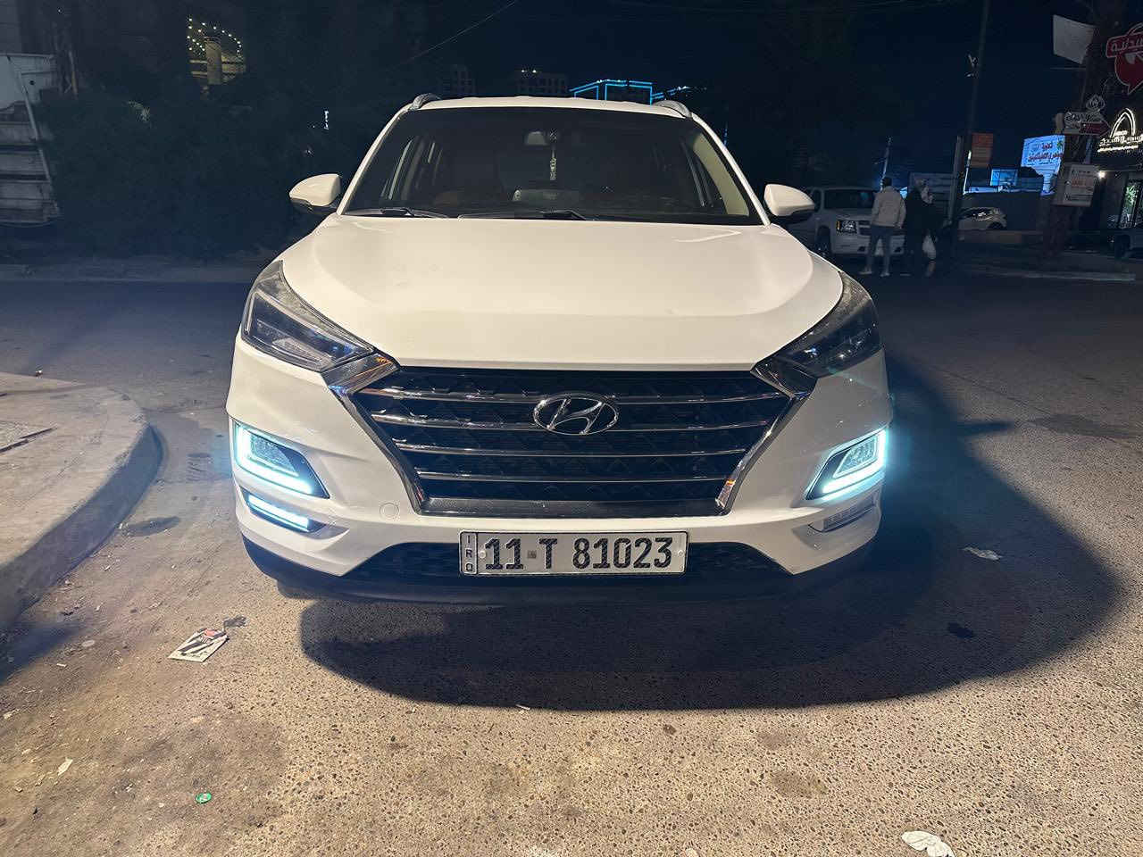 السلام عليكم
سياره توسان موديل 2020 رقم بغداد 
خليجيه شركة الكاصد 
السياره فول ما عدا الفتحه 
بصمه دخول ذكي 
كشنات جلد
تحكم كهربائي بالكشنات 
شاشه لمس
لدات ويه اللوفات تشتغل 
السياره نضيفه ماشيه 116 الف كيلو وقابل للزياده 
السياره خليجيه مثل ما كلت بس بيها صبغ جاملغ خلفي والباب الخلفي مال سايق 
موجود بيها سونار قبل اسبوع مسوي 
السياره معروضه ب 185 ورقه وبيها مجال بسيط مال جيه
للاستفسار الاتصال بالرقم 
*********** 
غير متواجد على الفيس
