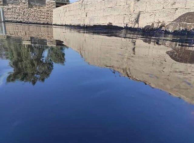 السطح اهم جزء بالبيت احنة مهمتنا نضبطه الك ع اكمل وجه و شغلنا عالفحص عمل درجة اولى تطبيك شتايكر و اعادة ماستك و قلع اشتايكر قديم دقه في العمل وسرعه في النجاز  ( انسب السعار) 
للتواصل خاص او الاتصال ***********
