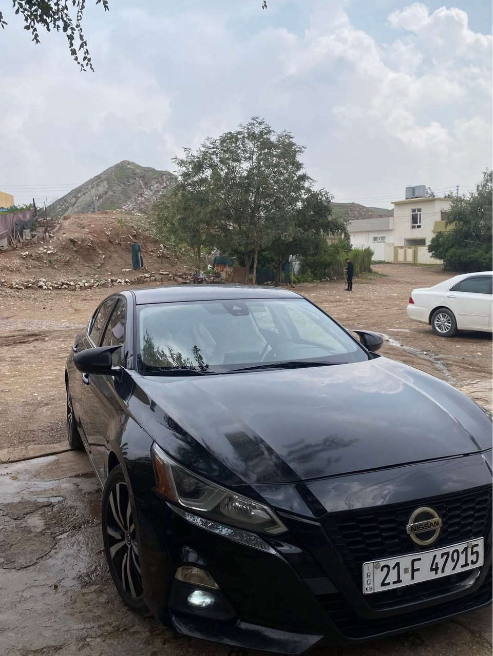 نيسان التيما موديل ٢٠٢٠ مواسةفاتي s بةسمه شةغال كوشن كارةبا شاشة گةورة كاميرا سةيارةكة بة كلين داخل بووه دةعمي نييه دوو بارجةي بوياغه لةسةر شوخت بي ناو گرتن بي ئيرباك بةشةرتي ئةوةي هةموو ئيرباكةكاني شةريكة بيت ناوگرتني هيج نةبي جركةي تيا نيية هةموو گياني بةشةرت  سةنةوي و رةقةمي نويية سةيارةكة مالي دؤسته لةسليمانيم سعري ١٣٤ و مجالي كةم
***********
*********** السليمانية, العراق
