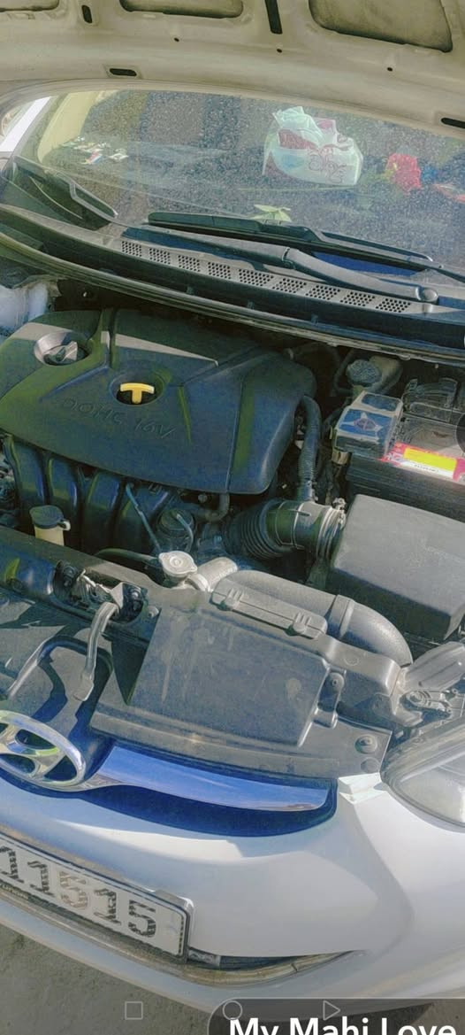 السلام عليكم سيارة النترا ٢٠١٢ محرك ١٨٠٠ مدينة الصدر ***********
السعر شدة و١٨
