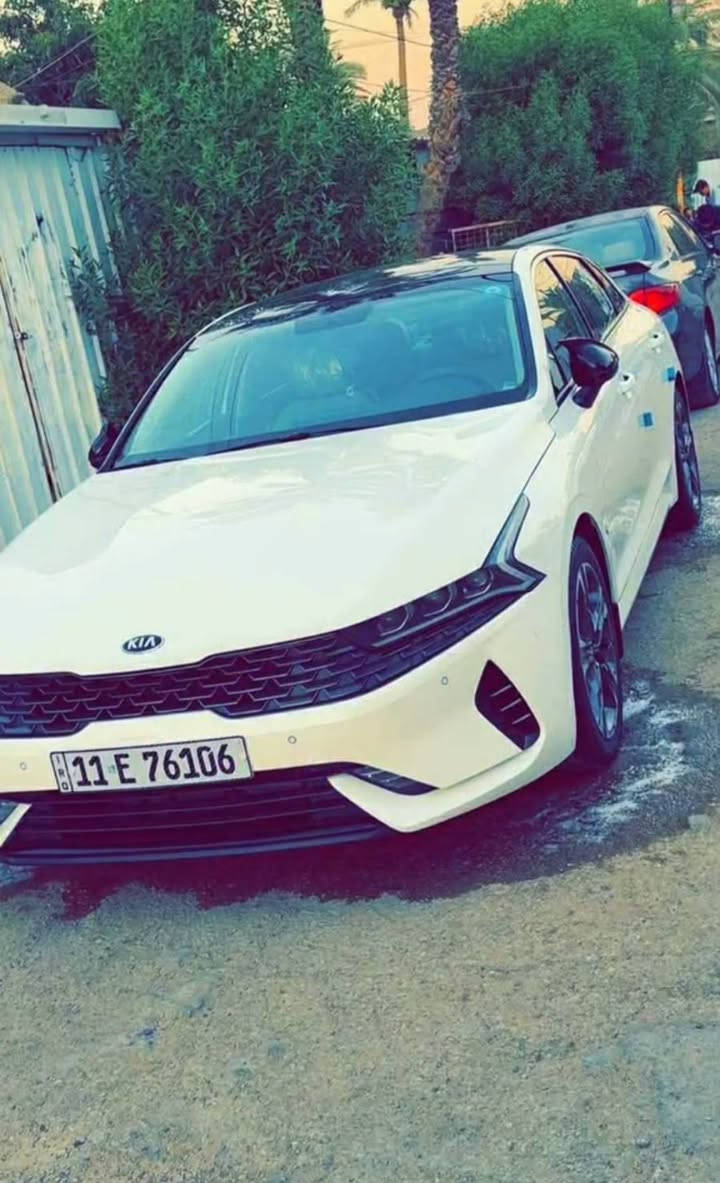 كي فايف فول واحدع واحدبسمي خليجي موديل 21 السعر200وبيهامجال/***********/***********/المكان بغدادالمحموديه
