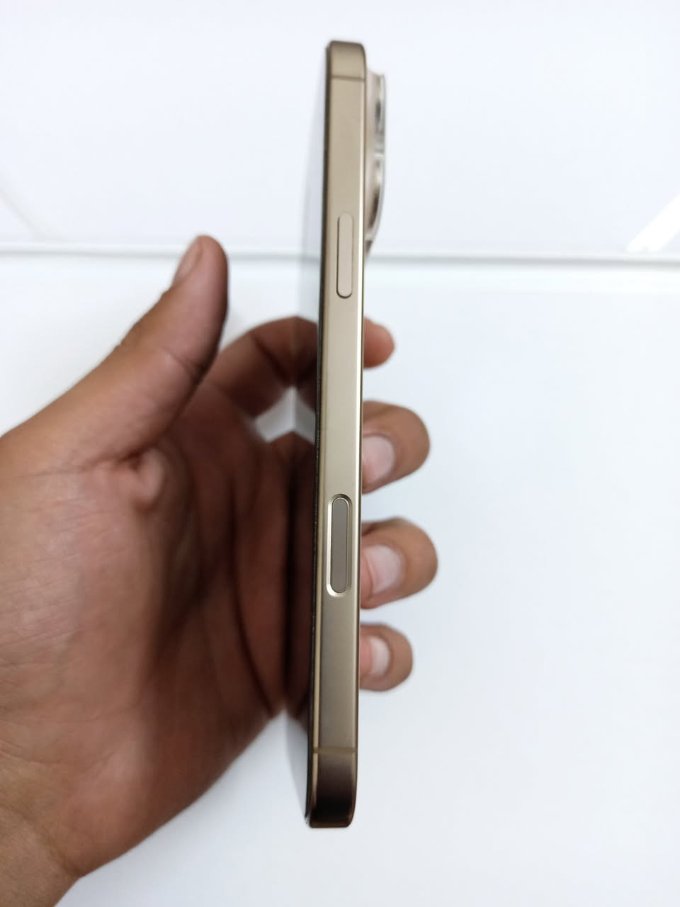 السلام عليكم
ايفون 16 برو ماكس تك شريحه ماستر
بطاريه (٩٥) مشحون ٣٤١
كفاله عامه فقط بي سكراش( شخطتين كلش زغار  ما تبين)
ملحقاته فقط كارتونه
السعر مليون و٣٥٠ بي مجال مستعجل علئ بيعته عدي قسط جامعه المكان الغزاليه الهياكل شارع عشرين


**إذا كنت صاحب هذا الإعلان وتريد حذفه لأي سبب، رجاءا أرسل رسالة إلى الدعم الفني**