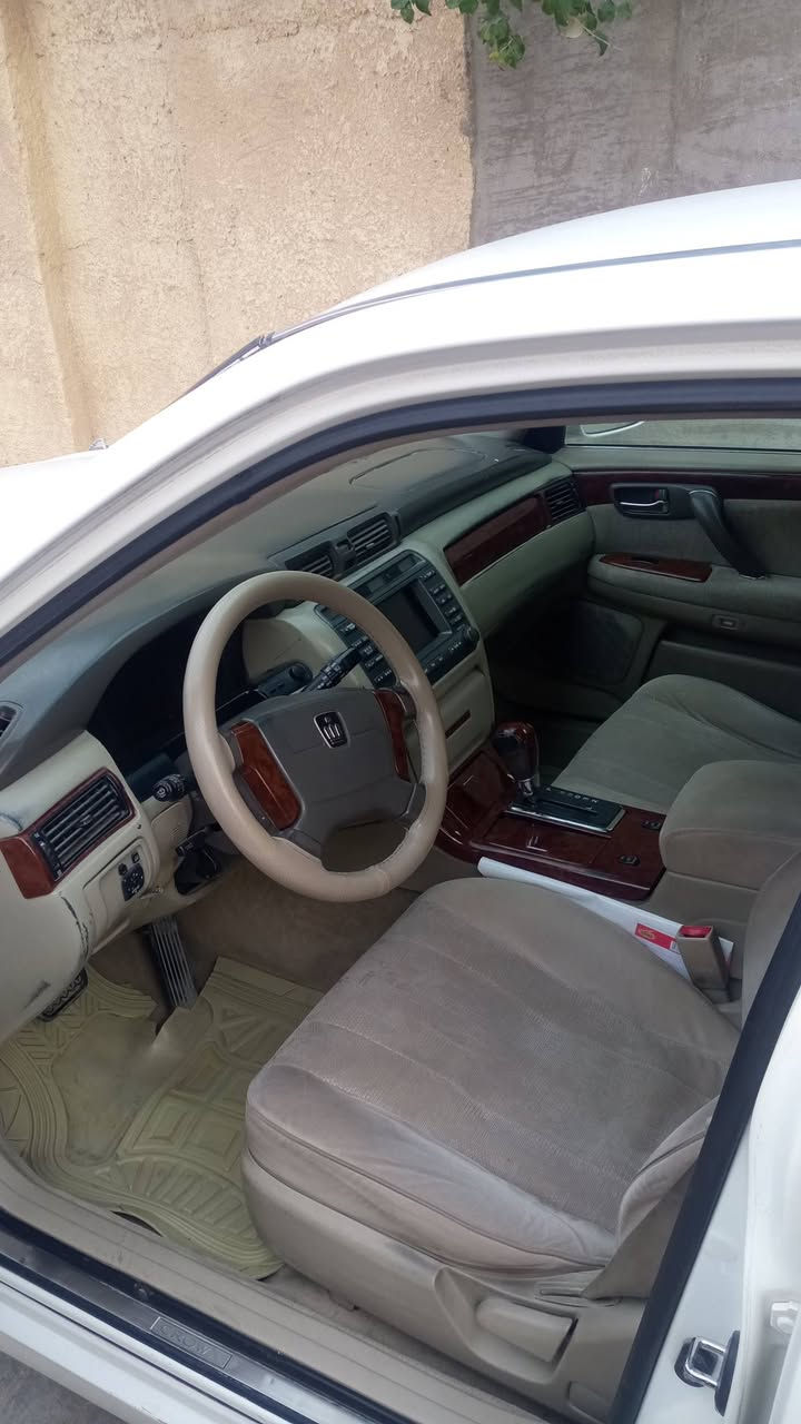 ملكه كصه قمارة رقم انكليزي بسمنه مداور لصبح مصبوغة عام السعر ١٣٠ وبيها مجال مراوس حسب القناعه وهذا رقمي ***********
