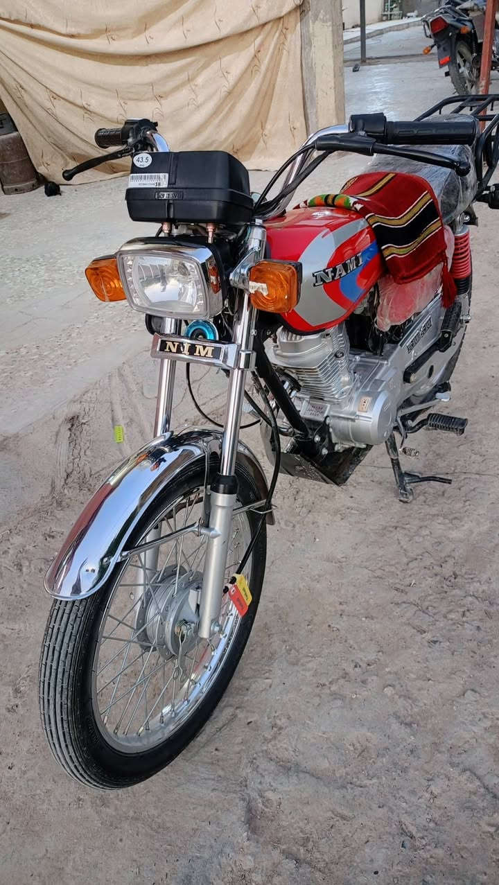 سلام عليكم درجة نامه امتياز باب أول أوراق سكنر الدراجه فول ماناقصها شي السعر 700 وبيه مجال بسيط موديل2025 رقم ***********
