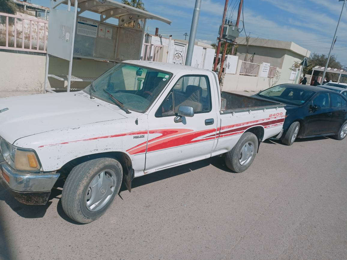 السلام عليكم ورحمة الله وبركاته للبيع موديل 92 سياره جديده مال جناي تايرات جديد صدره جديد محرك جديد بدون صبغ رقم كركوك العنوان الحويجه *********** اكر, نينوى
