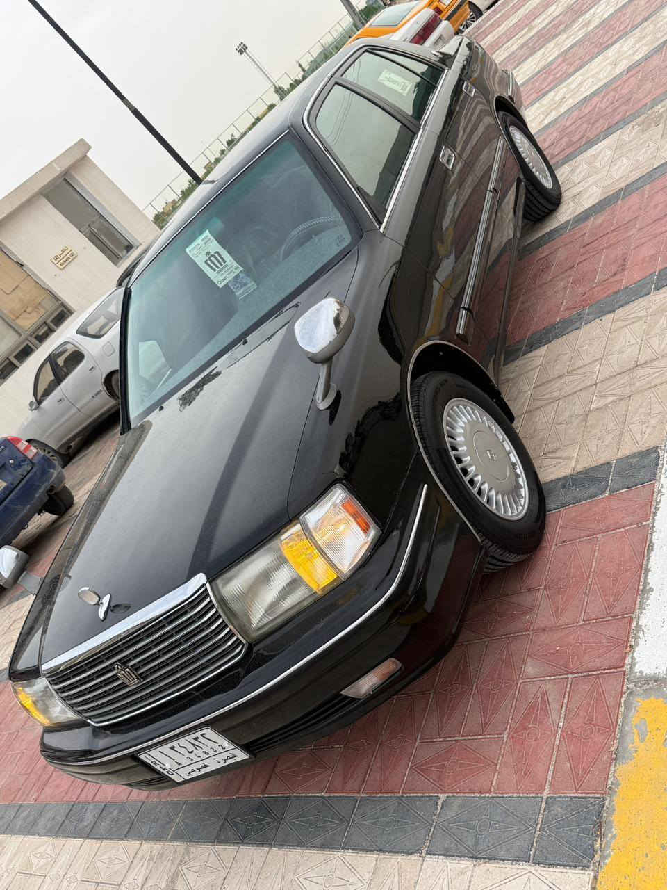 السلام عليكم 
راس الثور تكم 
مكفوله من الضربه والصبغ العام 
مكفوله من الكصه والجثه
طخم تاير جديد 
حداده جديده 
تبريد شغال ثالج❄️
خلفي وأمامي 
سياره مشروع وطني
تحويل مباشر
محرك وكير كفاله 
كهربائيات كلها شغال 
موديل سياره 1999 اصل
دواخل السياره بلكارتون 
دوشمه جديده 
أرضيه جديده 
شاشه تاب كبير 
سماعات 4 دمام خلفي 
سياره جاهزه معنى الكلمه
وشرط احلى من الصور 
السعر 90 وبيها مجال حك الجيه 
للأتصال ***********

