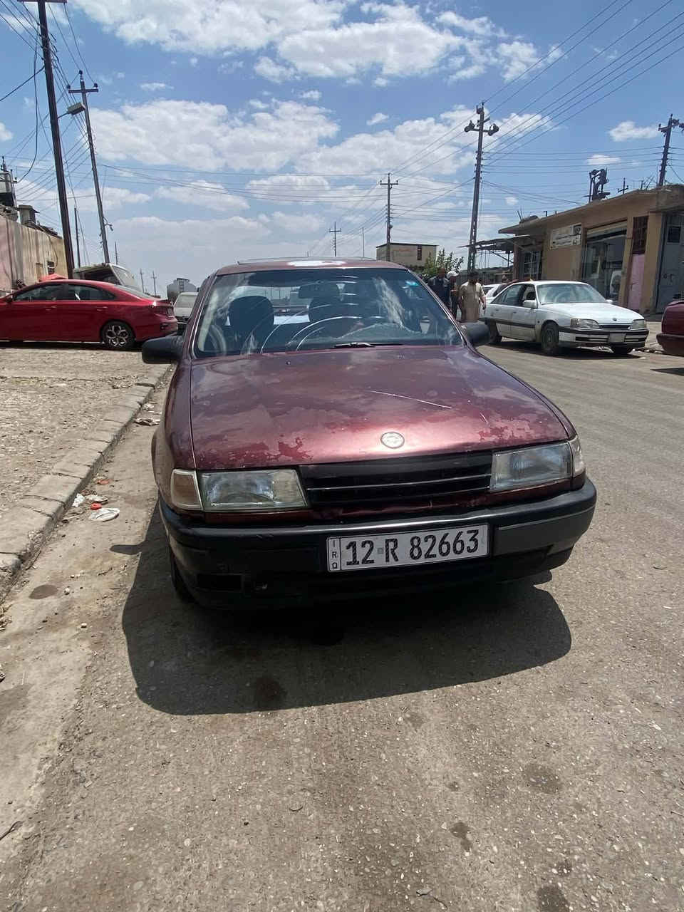 سلام عليكم أوبل فكترا 1991السياره بلا صبغ، فقط، دواير، السيارة، بسمي،شرط التحويل السياره كدام العين ماعايزها كلشي باتري جديد طخم أمامي خلفي كلو جديد عندك استفسار، اتصل ***********عنوان موصل اليمن
