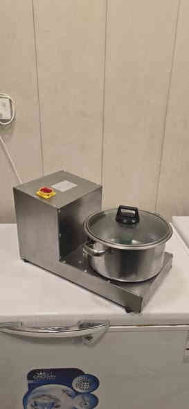 خلاط حمص بطحينة مستعمل نظيف .. سعره ٢٥٠ وبي مجال
***********
